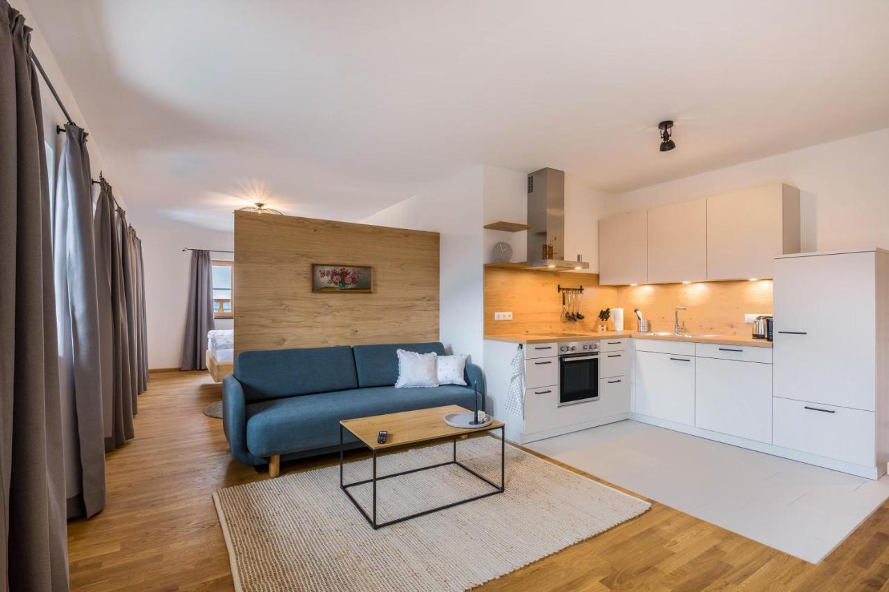 Ferienwohnung Rosa Гилхинг Екстериор снимка