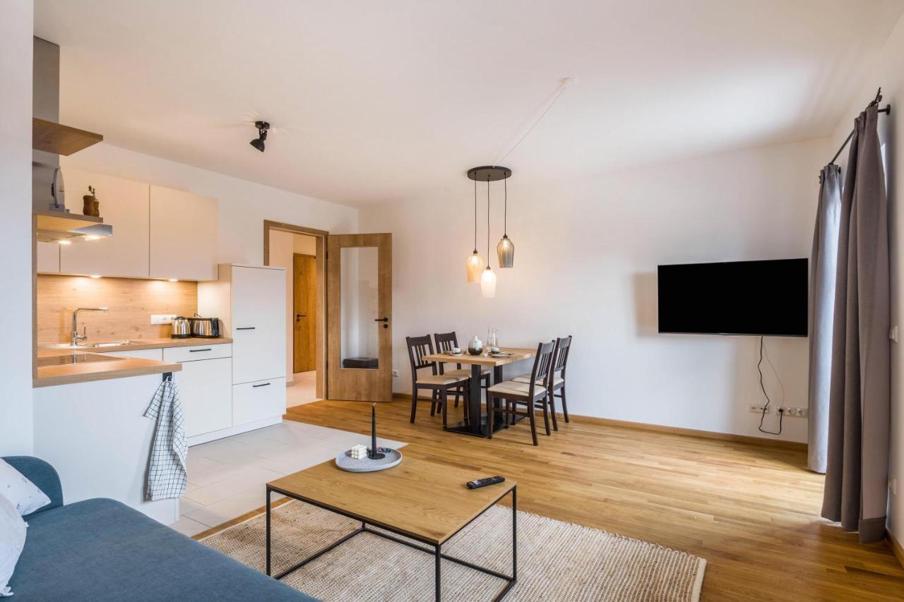 Ferienwohnung Rosa Гилхинг Екстериор снимка